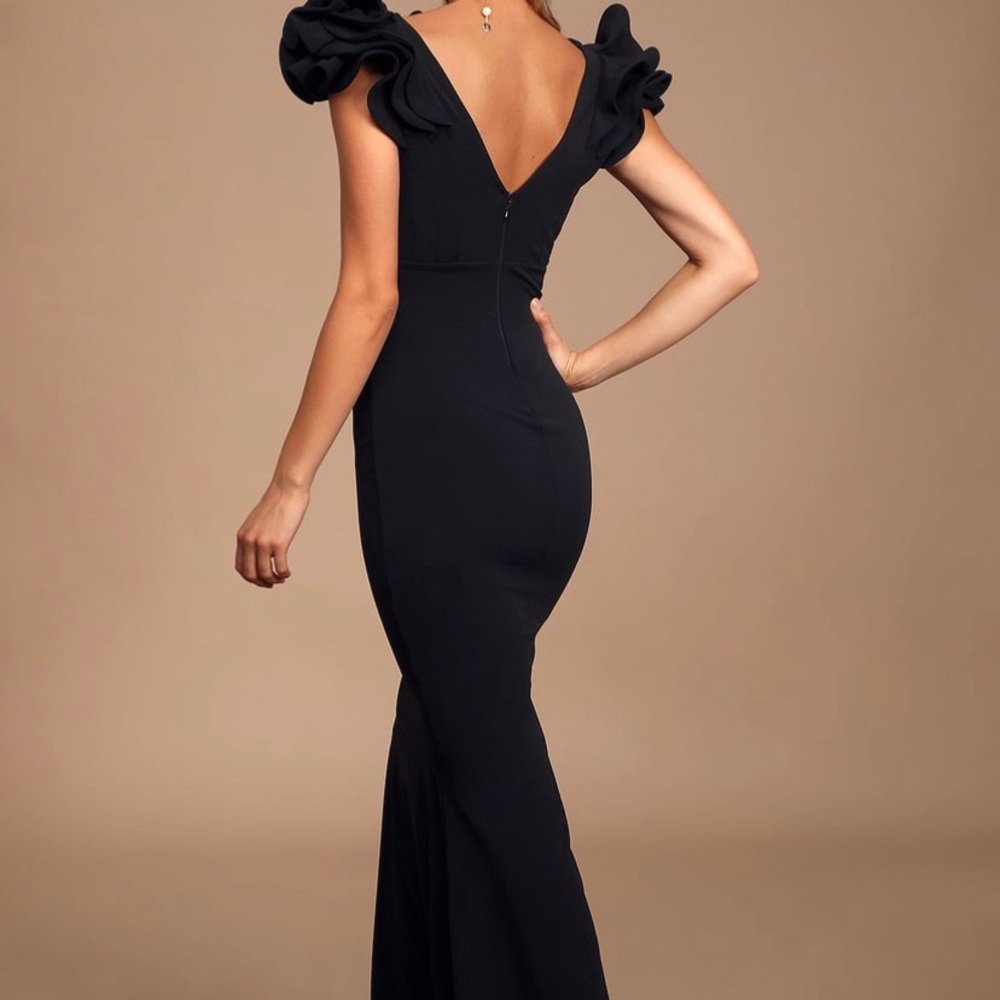 Black gown/ maxi dress